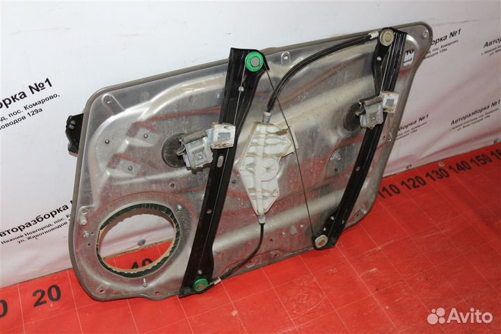 Стеклоподъемник передний левый Mercedes-Benz