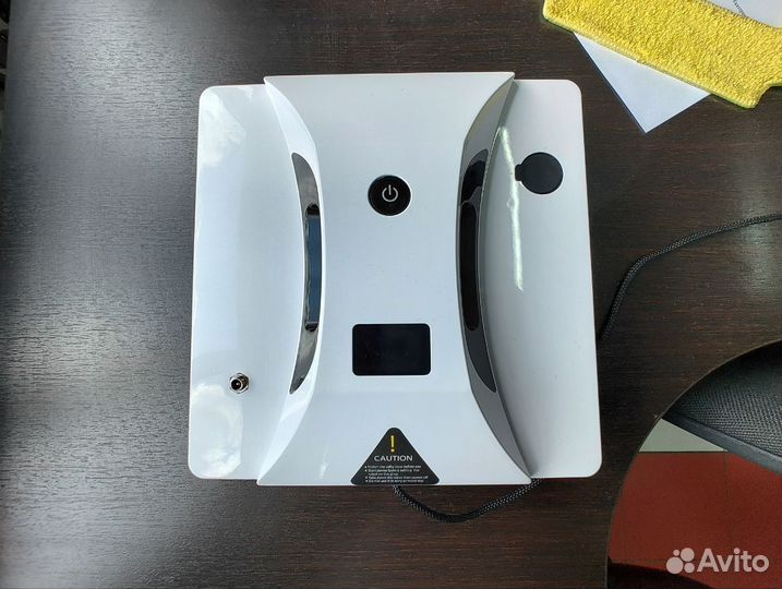 Робот для мойки окон с распылением квадратный