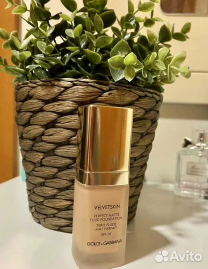 Dolce gabbana тональный крем