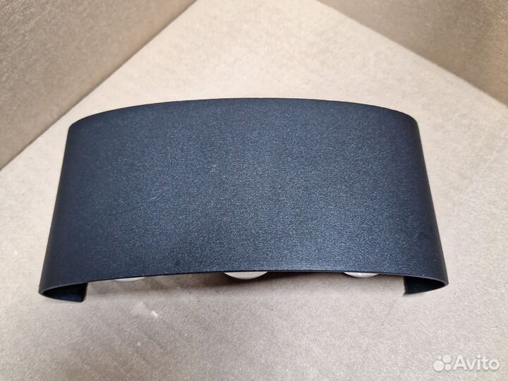 Светильник светодиодный настенный