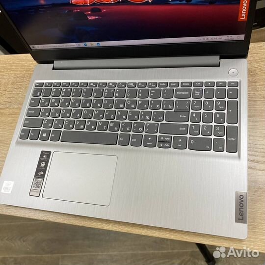 Ноутбук Lenovo Core i3 10Th, 8Gb, SSD - рассрочка