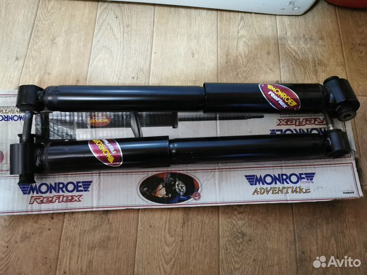 Продаю амортизаторы на рено меган