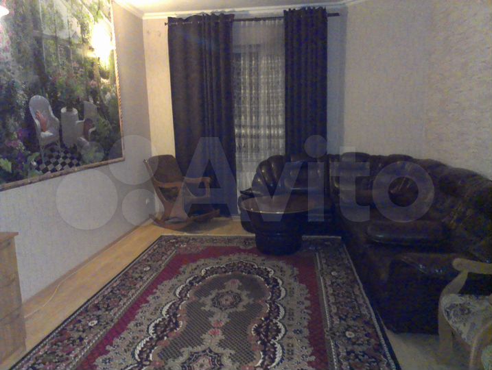 2-к. квартира, 60 м², 3/3 эт.