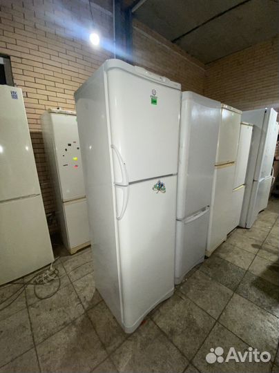 Холодильник indesit С гарантией