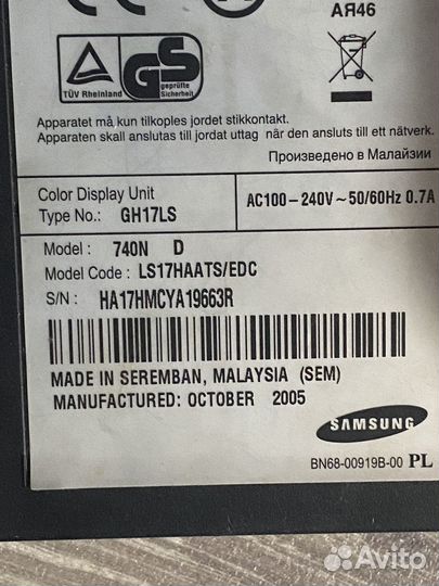 Монитор Samsung