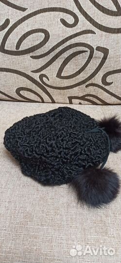 Берет из каракуля