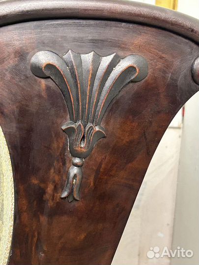 Антикварный диван Karl Johan