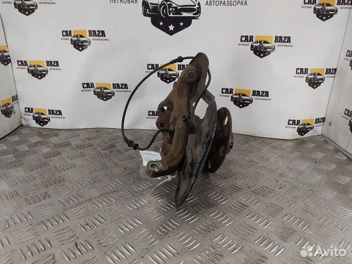 Кулак поворотный передний правый R