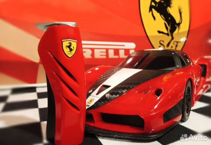 Сувенирная зажигалка Scuderia Ferrari