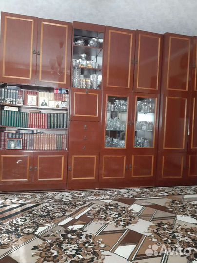 Стенка в гостиную бу