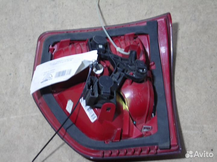 Фонарь левый в багажник Ситроен С5