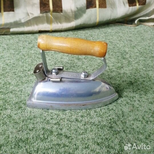 Утюг СССР 1955 года