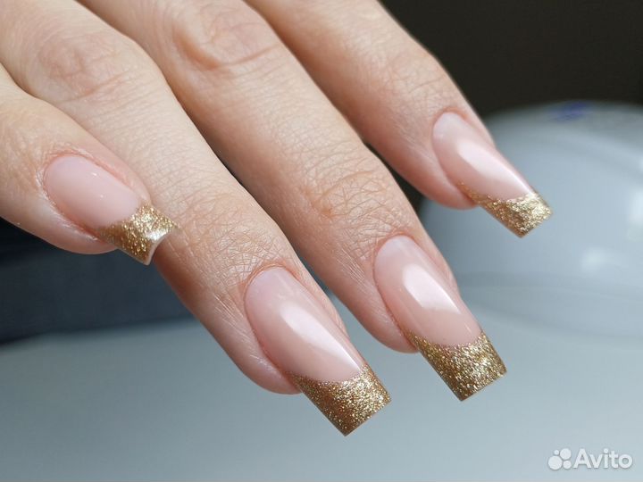 Маникюр, педикюр, наращивание ногтей