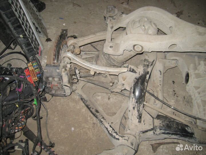 Audi q7 задняя балка редуктор заднего моста