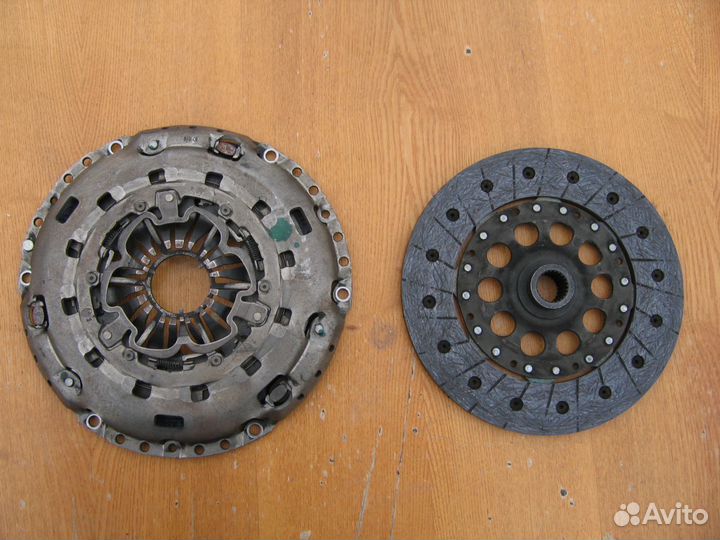 Диск сцепления в сборе скорзинкой хонда CRV дизель