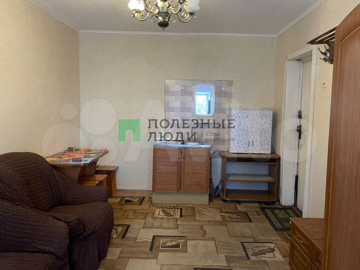 Комната 17 м² в > 9-к., 4/5 эт.