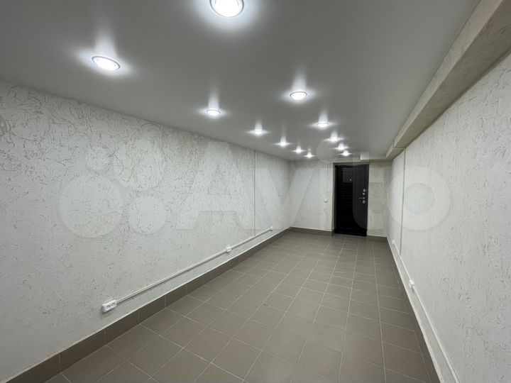 Помещение 15,2м2, новый ремонт, первая линия