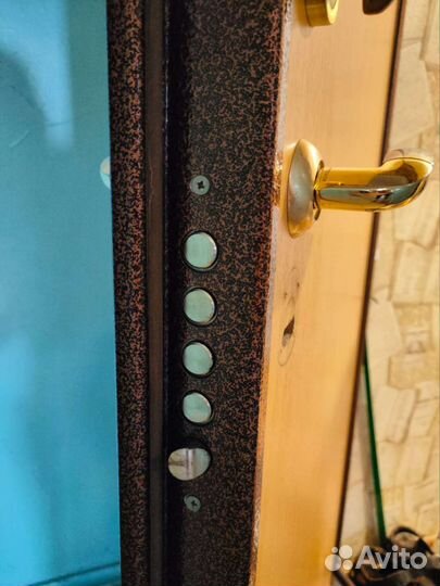 Вскрытие замков авто/ ремонт/ замена