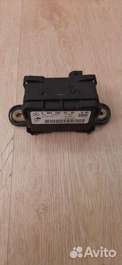 Датчик ускорения Mercedes S-Class W221