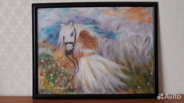 Девушка с конем