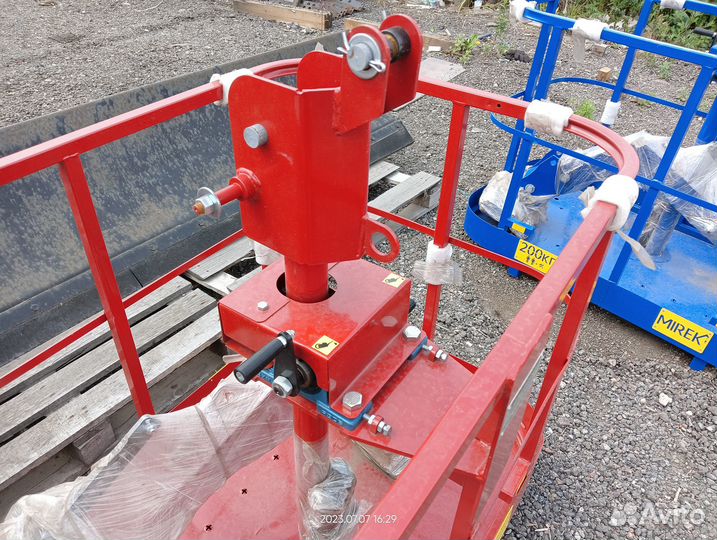 Монтажная люлька корзина для кму