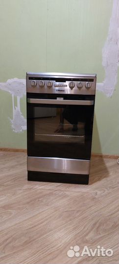 Электро плита с духовкой