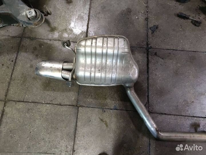 Банка глушителя задняя Mercedes-Benz C-Класс