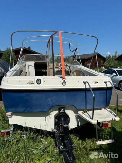 Продам катер Байлайнер 210 CU