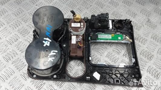 Центральная консоль volkswagen touareg 2 (1NN17I30