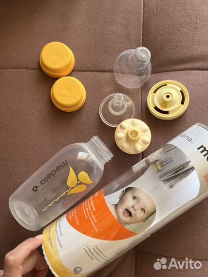 Бутылочка новая Medela Calma для кормления