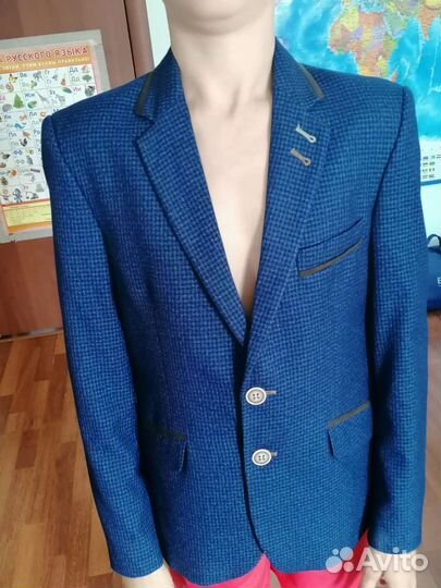 Пиджак для мальчика 146