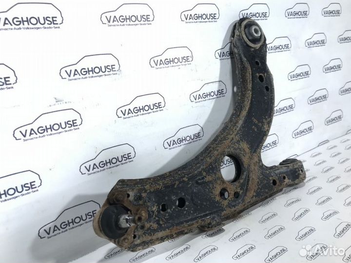 Рычаг подвески передний правый Volkswagen Golf 4
