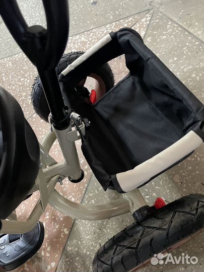 Велосипеды на больших надувных колесах с фарой