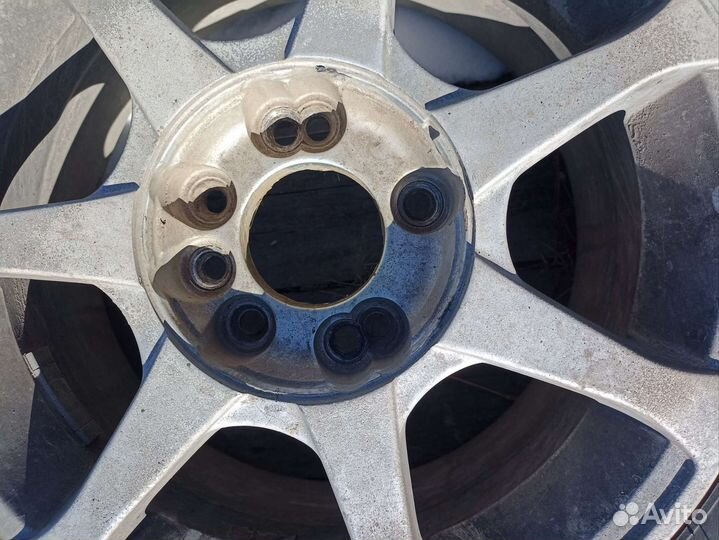 Продам литьë R15