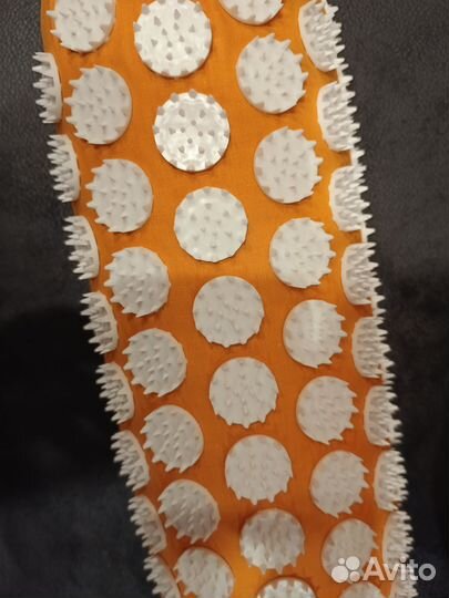 Аппликатор Кузнецова. Массажёр для шеи