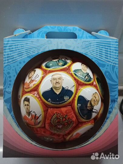 Футбольный мяч с FIFA 2018