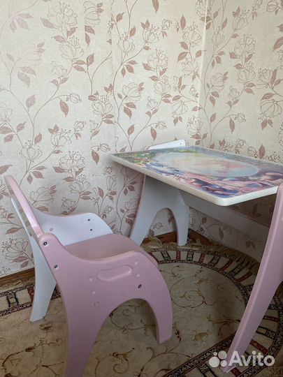 Стол мольберт детский