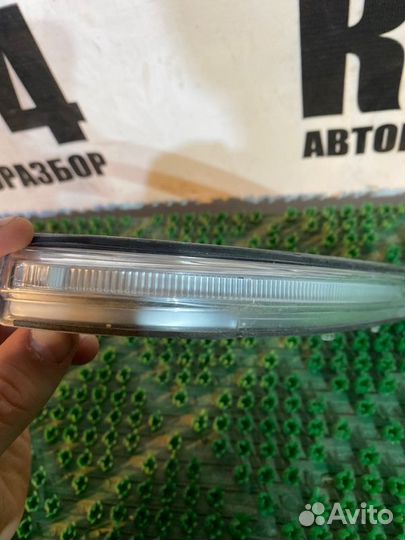 Повторитель поворота передний правый Kia Optima 4