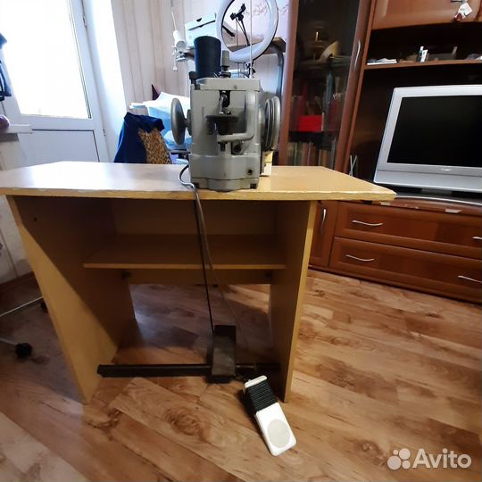 Скорняжная машина Крош со столом