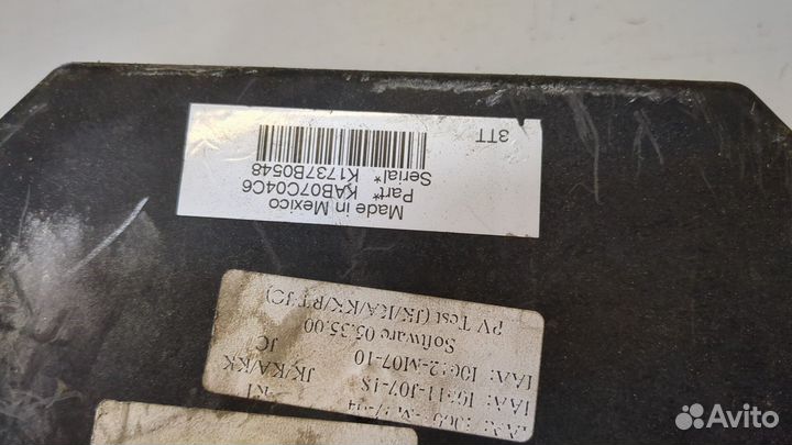 Блок предохранителей Dodge Nitro, 2009