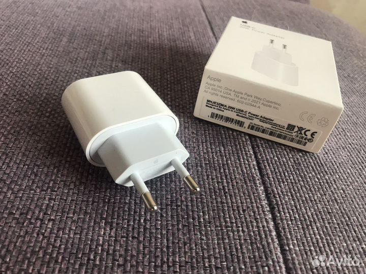 Блок питания iPhone 20w новый