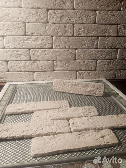 Декоративный гипсовый кирпич