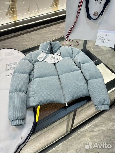 Пуховик moncler