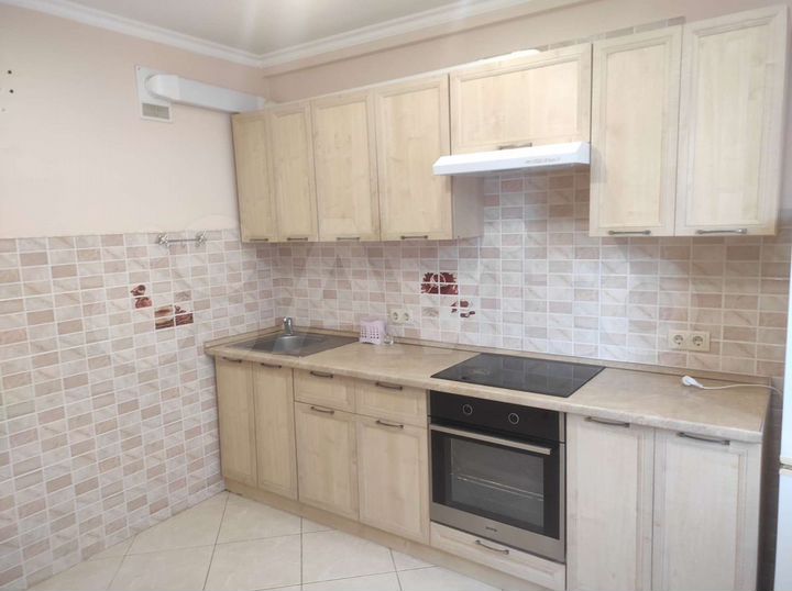 2-к. квартира, 60 м², 6/16 эт.