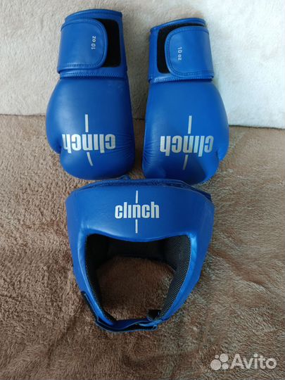 Боксерские перчатки