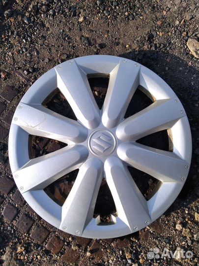 Колпаки на колеса r 16 Suzuki