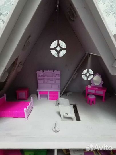 Домик кукольный