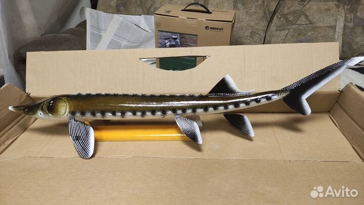 Стерлядка из дерева