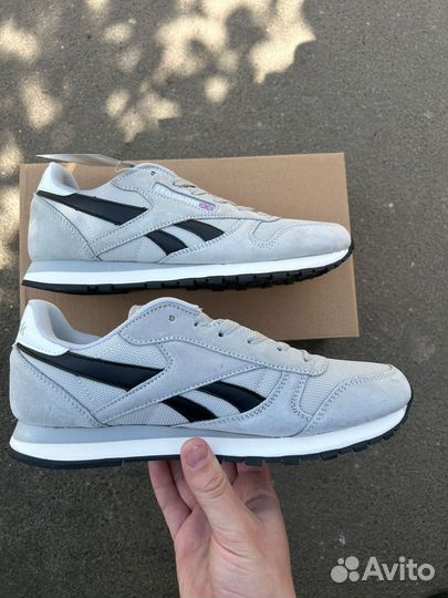 Кроссовки Reebok classic grey black 42