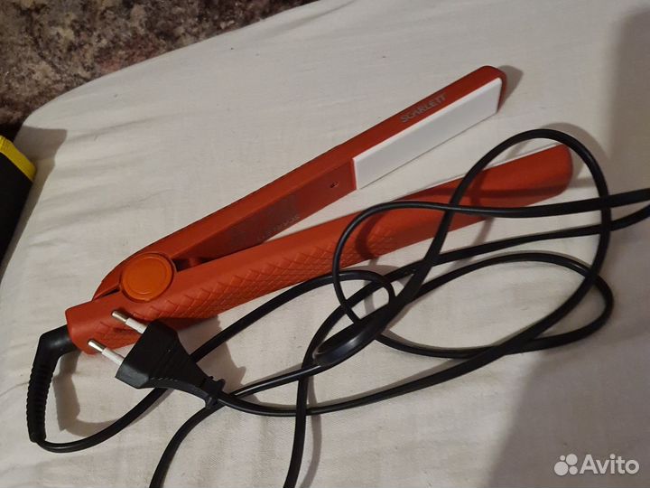 Паровой утюжок для волос scarlett